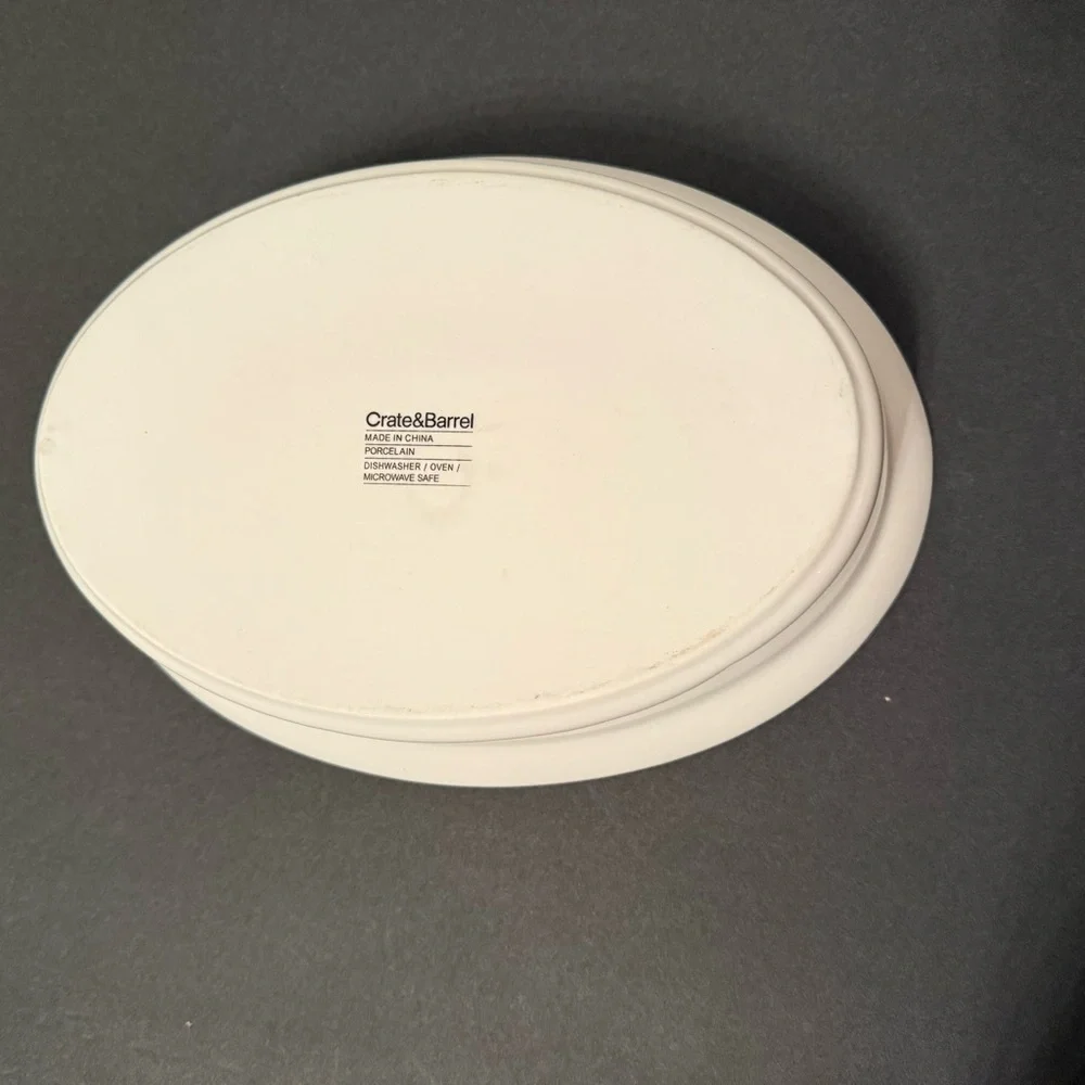 CRATE & BARREL BAKING DISH WHITE PORCELAIN OVAL HOME KITCHEN BAKEWEAR